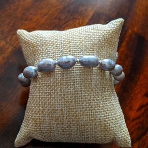 Freshwater pearl bracelet